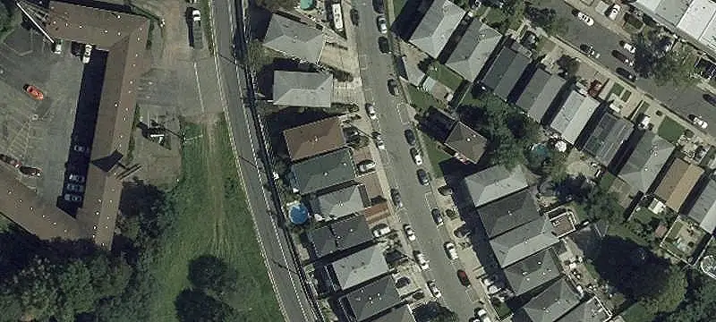 Triplex with Three-Car Parking