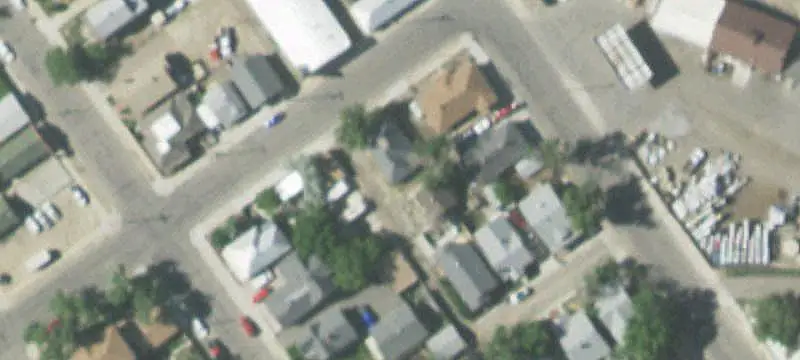 Two-Unit Duplex with Shared Laundry