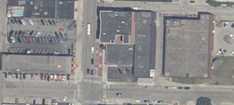 Open-Plan Office Building