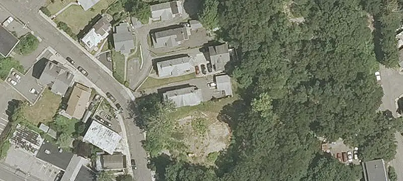 3-Unit Triplex with Garage