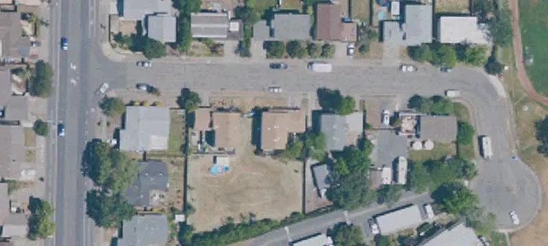 Duplex with Two Garages