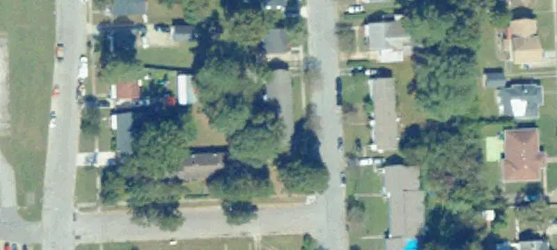 Duplex with Laundry Hookups