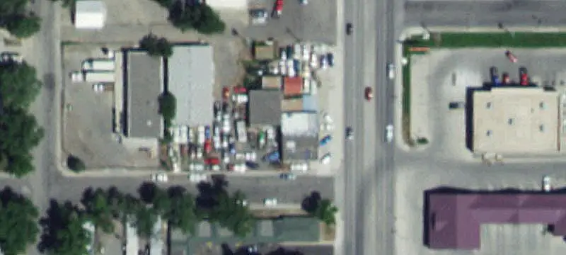 Mixed-Use Property with Service Bays