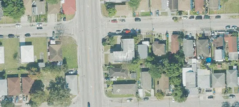 10-Unit Apartment Building