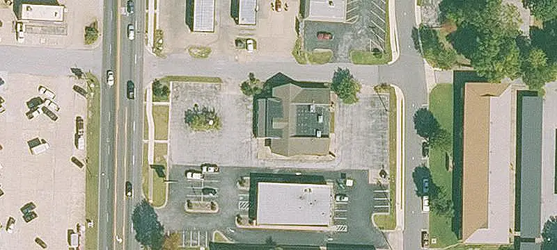 Retail Space with On-Site Parking