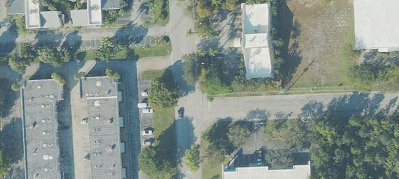 Flex Space with Warehouse Door