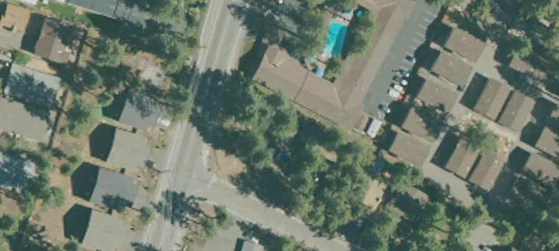 5-Suite Mixed-Use Property