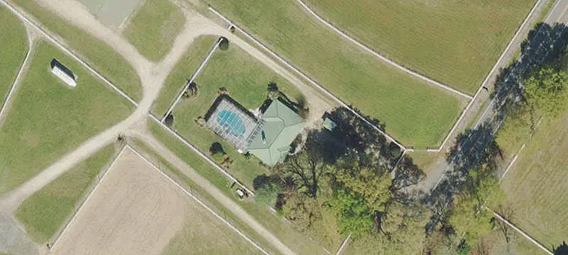 Equestrian Ranch with Riding Arena