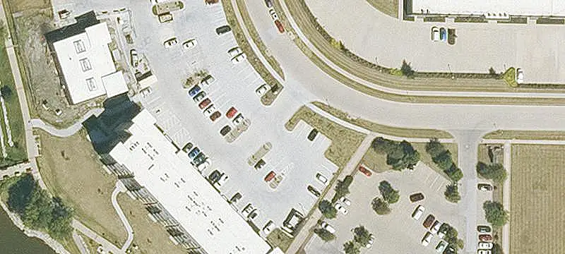 Flexible Mixed-Use Commercial Building