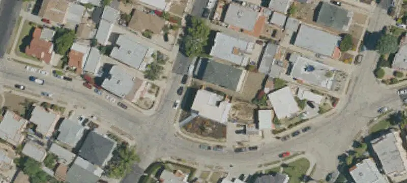 Renovated Duplex on Corner Lot