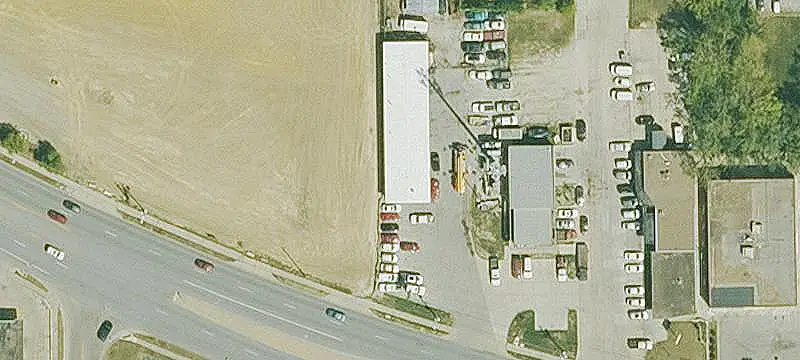 Auto Shop with Four Service Bays