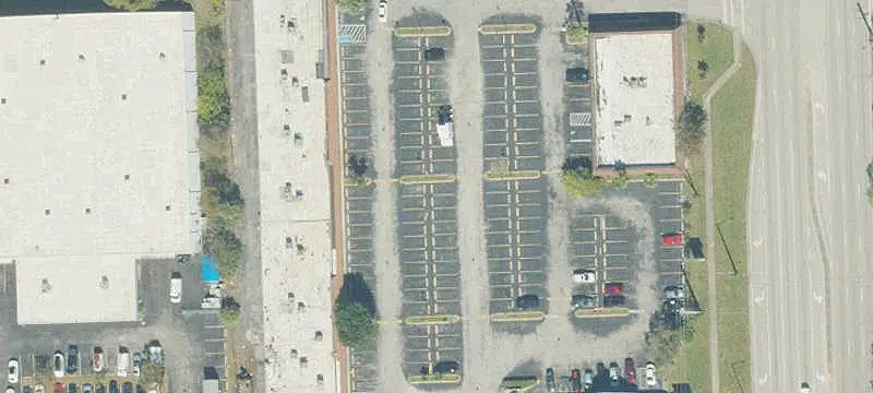 Shopping Center with Restaurant Outparcel