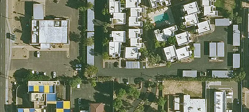Condominium Near Community Pool