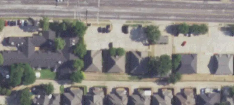 Connected-Suite Office Building