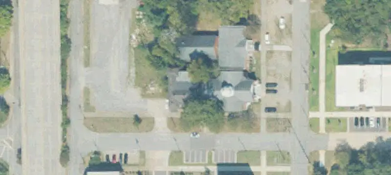 8-Unit Renovated Apartment Building