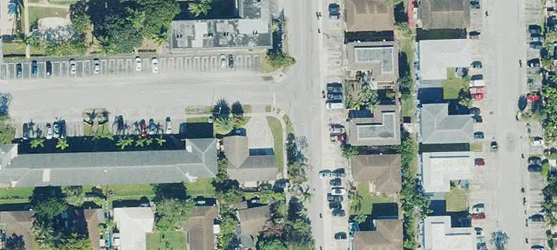 Triplex with Updated Building Systems
