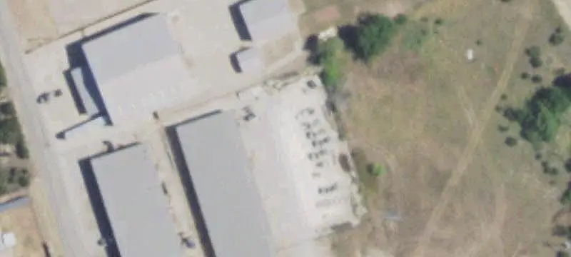 Warehouse with Office and Overhead Doors
