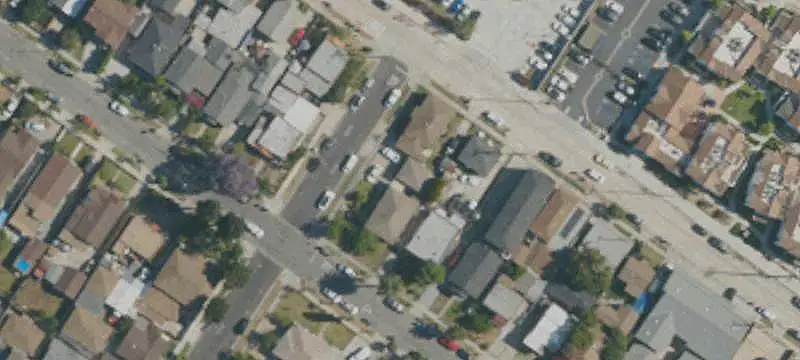 7-Unit Apartment Building