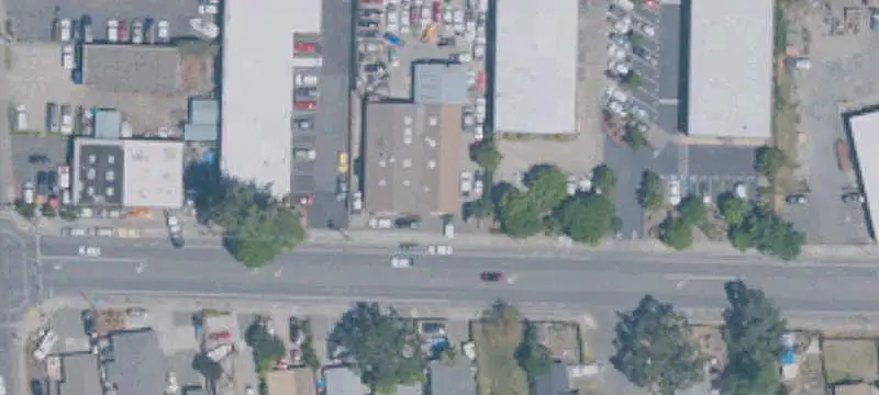 Auto Shop with Rear Parking