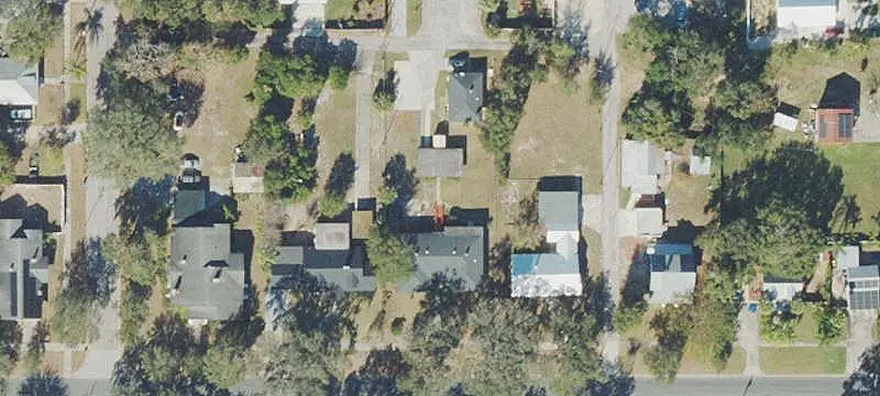 Triplex with Detached Cottage