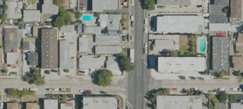 4-Unit Apartment Building