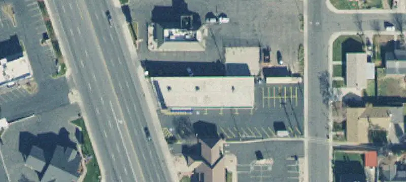 Storefront with Open Retail Floorplan