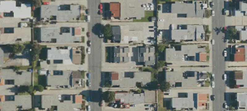 4-Unit Apartment Building with Garages