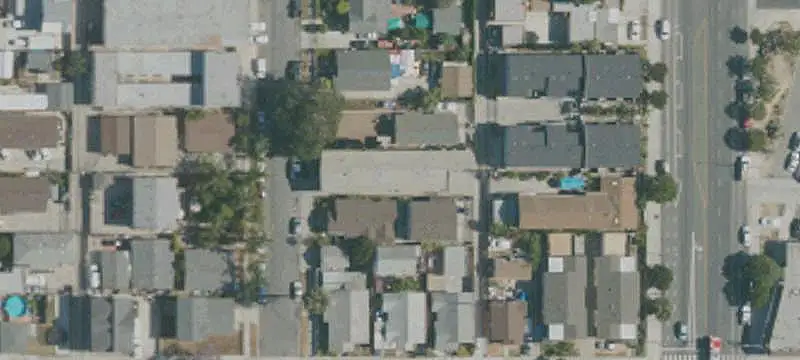7-Unit Apartment Building with In-Unit Laundry