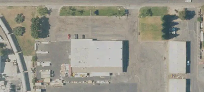 Warehouse with Loading Docks