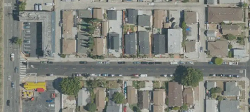 Renovated 2-Unit Duplex