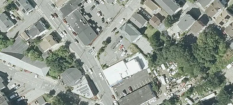 Level Commercial Land