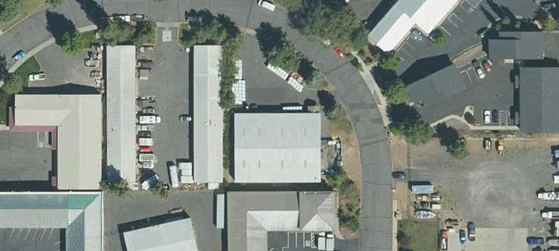 Warehouse Space with Grade-Level Doors