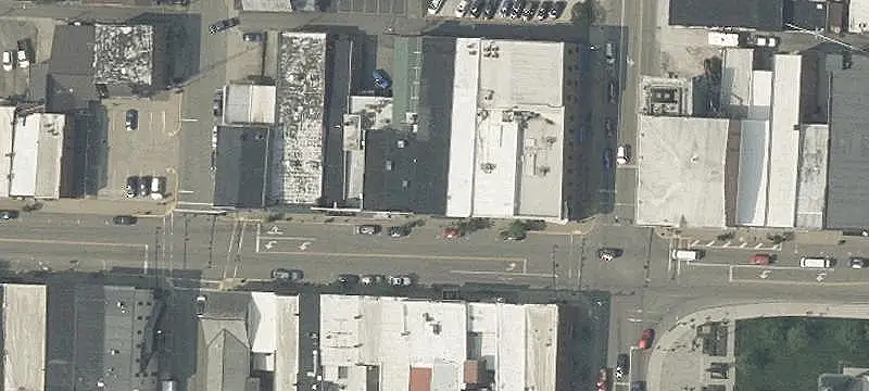 Open-Layout Retail Space