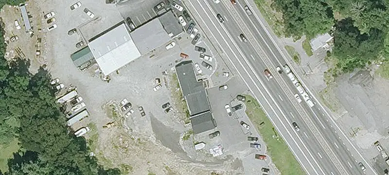 Mixed-Use Property with 4-Bay Garage