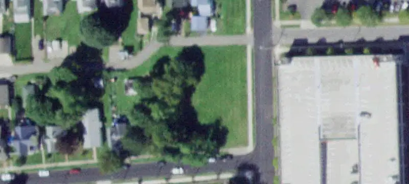 Commercial Land