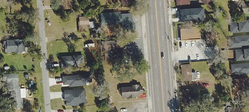 Convenience Store with Real Estate