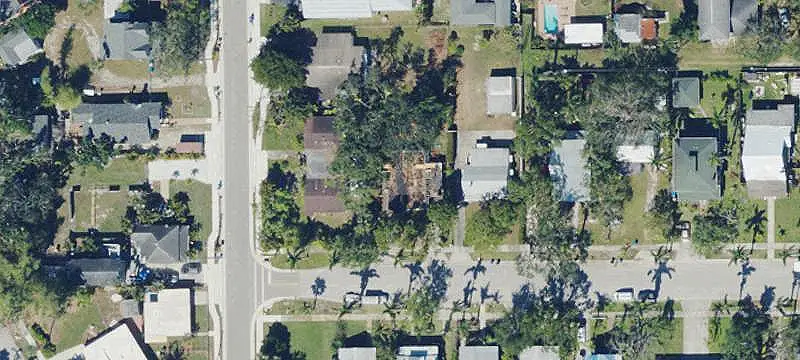 Renovated Duplex with Covered Parking