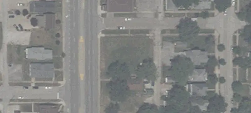 Commercial Land