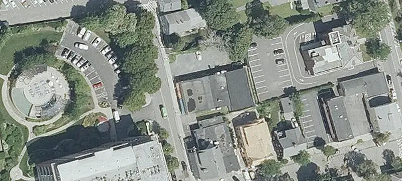 Three-Unit Mixed-Use Building