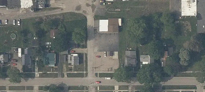 Three-Bay Automotive Shop