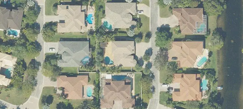 Duplex with Florida Rooms