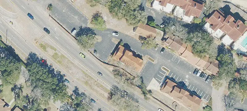 End-Parcel Commercial Land