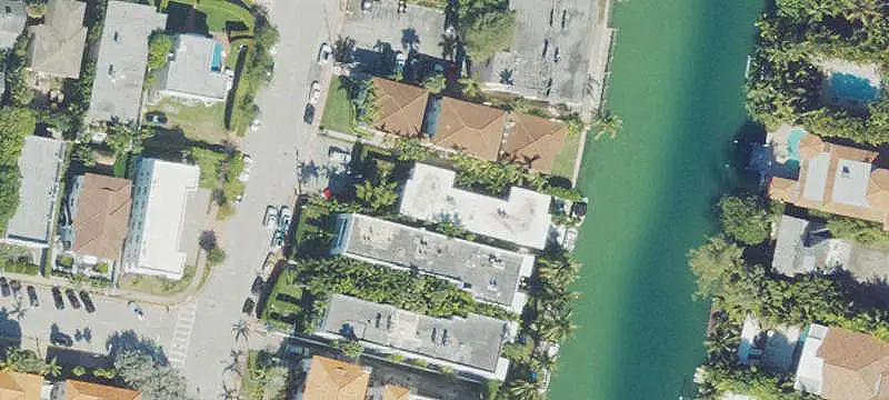 4-Unit Canalfront Quadplex