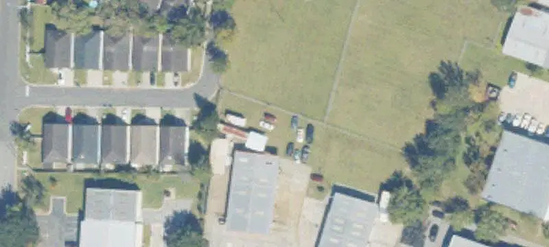 Auto Repair Shop with 6 Bays