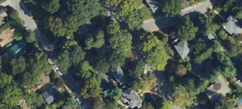 5-Unit Apartment Building with On-Site Laundry