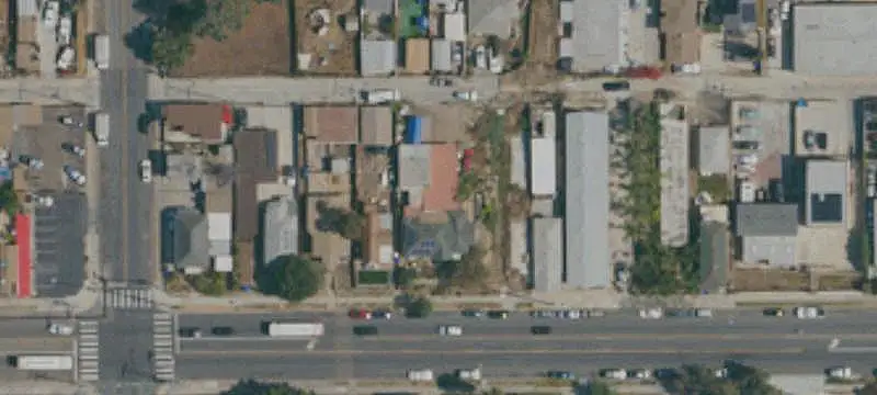 Mixed-Use Building with Live-Work Layout