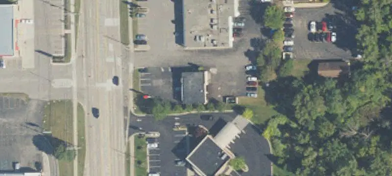 Multi-Tenant Shopping Center