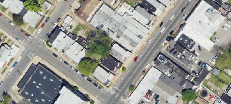 Mixed-Use Property with Apartment