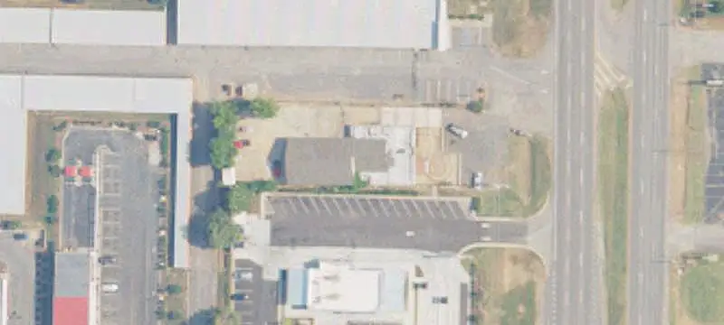 Mixed-Use Property with Rear Bays