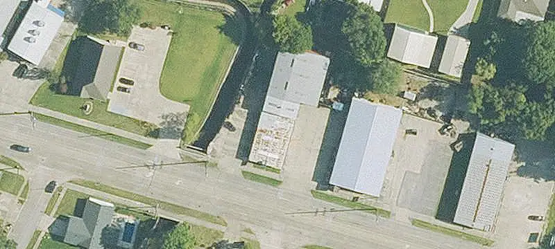 Automotive Shop With Retail Area
